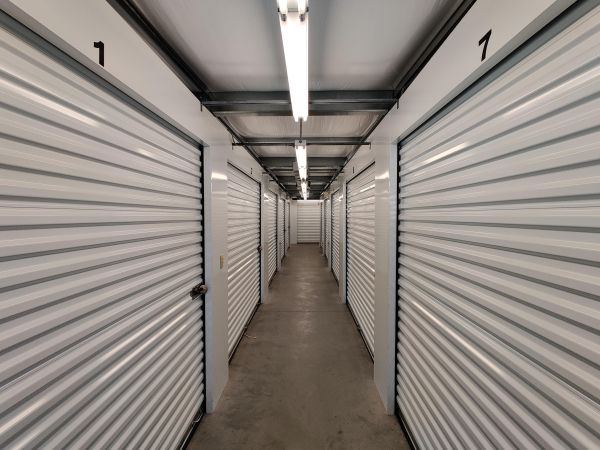 Compass Self Storage - Compass Self Storage - Parkway (162) - 1301 Parkway Drive