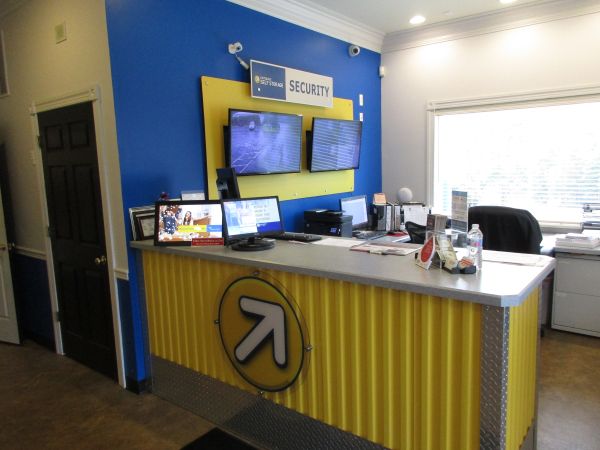 Compass Self Storage - Compass Self Storage - Rte 173 (315) - 190 New Jersey 173