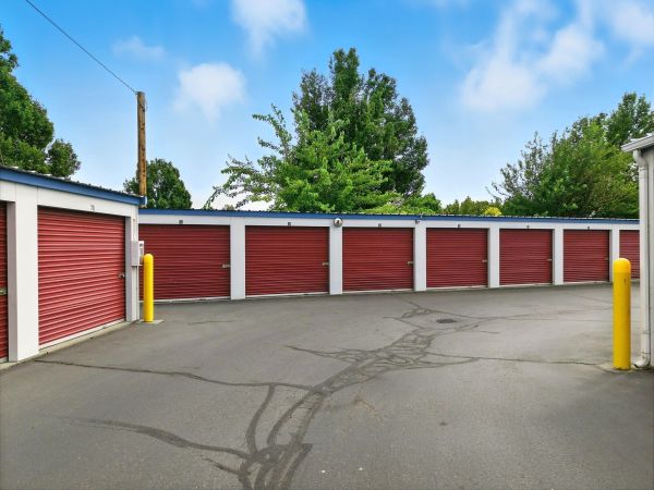 Storage Star Pasco - W. Irving St. - 3030 West Irving Street