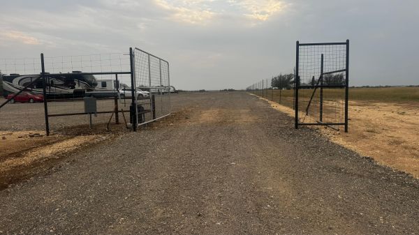 Dziuk's Boat & RV Storage - 8865 Farm to Market Road 471