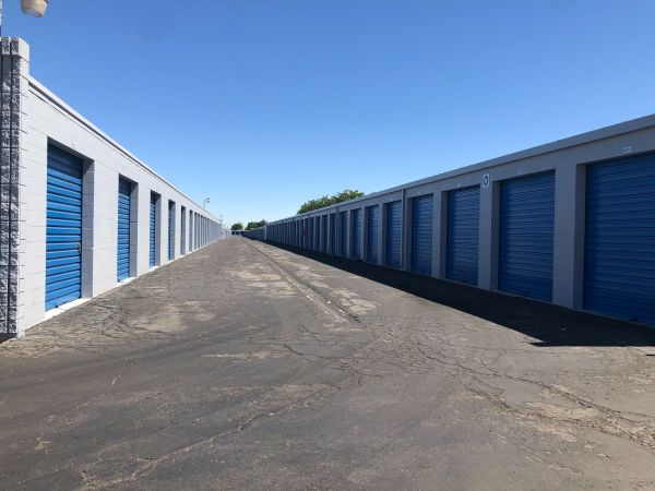 Purely Storage - Lancaster - E Ave I - 1209 East Avenue I