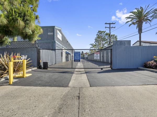 US Storage Centers - Costa Mesa Whittier - 1880 Whittier Avenue