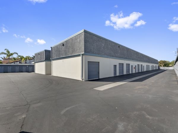 US Storage Centers - Costa Mesa Whittier - 1880 Whittier Avenue