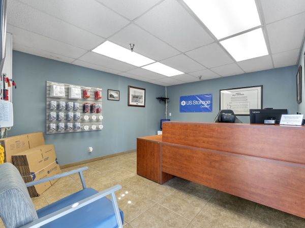 US Storage Centers - Costa Mesa Whittier - 1880 Whittier Avenue