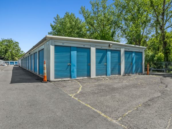 LocalStorage Hamden - 34 Raccio Park Road