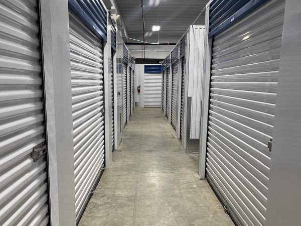 Lock & Roll Storage - Roanoke - 4142 Melrose Avenue Northwest