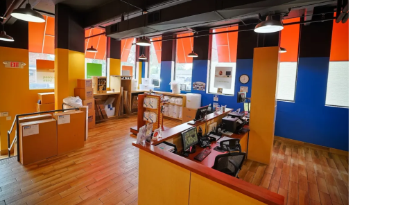 1/2 off your rent the 1st 3 months. - 639 South Avenue