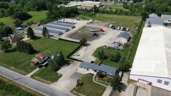 Homegrown Storage Burton - 2395 E Judd Rd