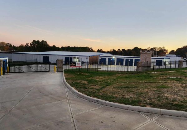 Gatekeeper Storage III - 630 North Bickett Boulevard