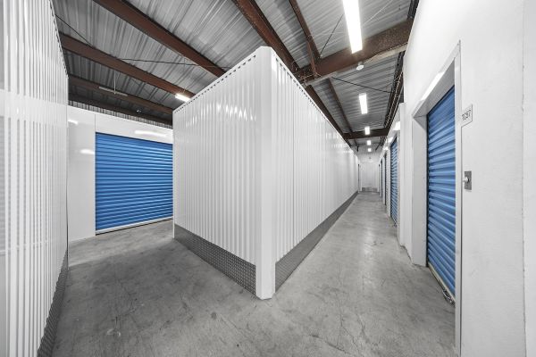 US Storage Centers - Riverside - Blaine - 1385 West Blaine Street