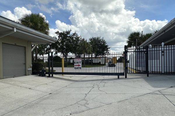 SmartStop Self Storage - Winter Garden - 1650 Avalon Rd - 1650 Avalon Road
