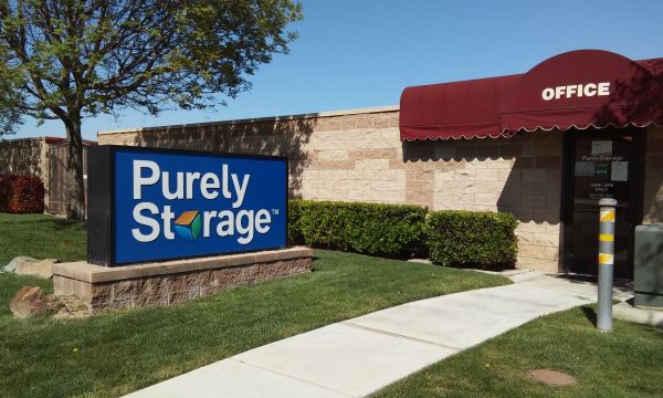 Purely Storage - Shafter - Beech Ave - 120 South Beech Avenue