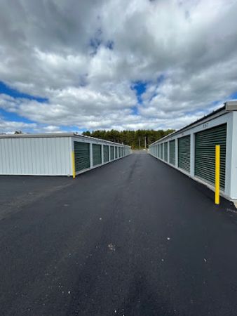 Whites Self Storage - 244 New Road