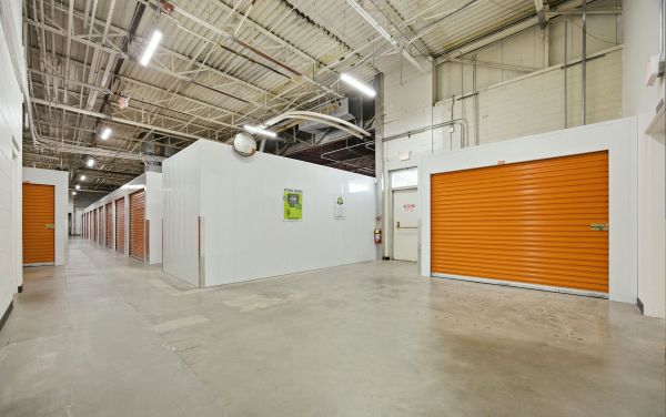 Space Shop Self Storage - Chamblee - 5305 Peachtree Boulevard