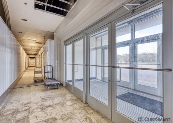 CubeSmart Self Storage - 2000 Green Oaks Road - TX - 2000 Green Oaks Road