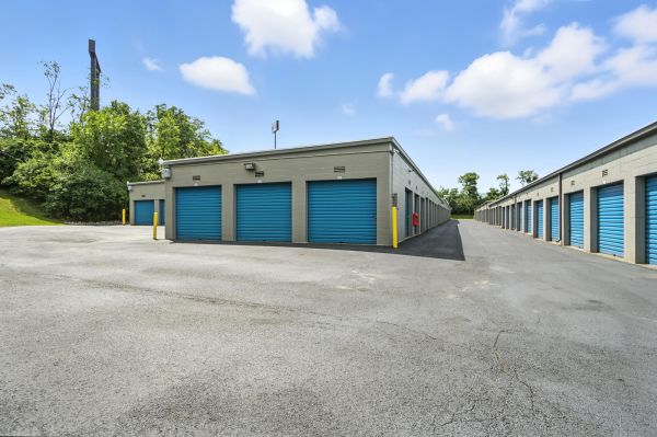 Stronghold Self Storage- Erlanger - 3700 Holly Lane