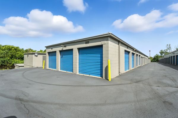 Stronghold Self Storage- Erlanger - 3700 Holly Lane