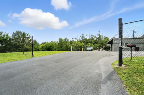 Stronghold Self Storage- Erlanger - 3700 Holly Lane