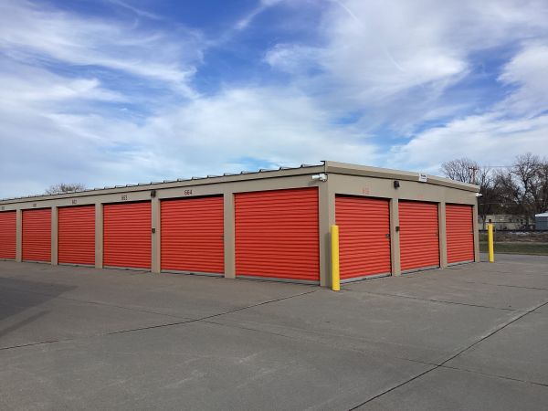 Kearney Drive-In Self Storage - 2921 N Avenue