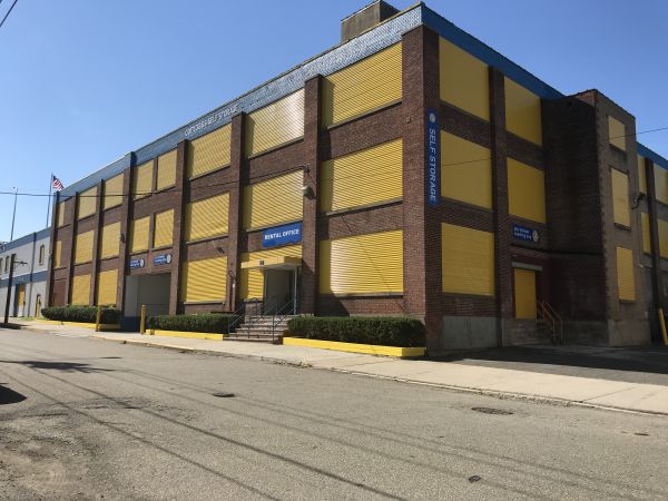 Compass Self Storage - Compass Self Storage - Locust Ave (312) - 58-76 Locust Avenue