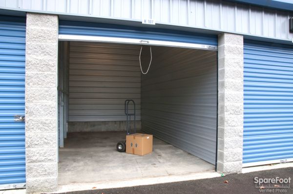 Armadillo Self Storage - 23031 Washington 99