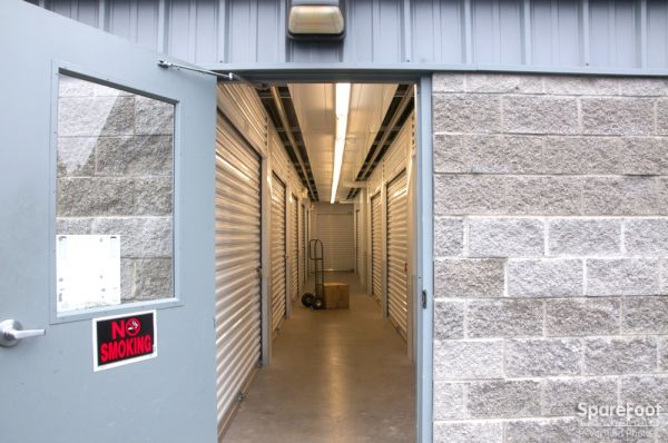 Armadillo Self Storage - 23031 Washington 99