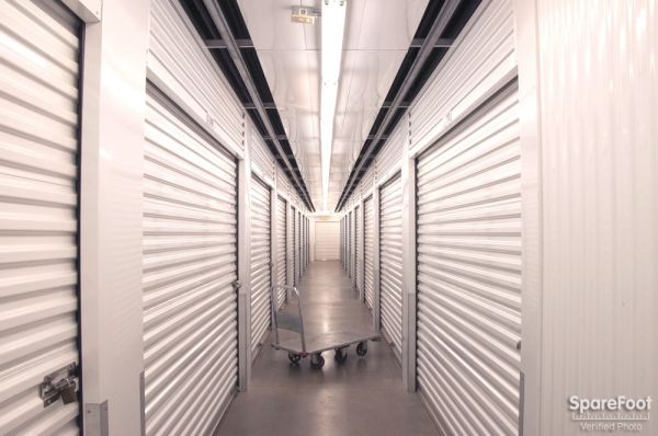 Armadillo Self Storage - 23031 Washington 99