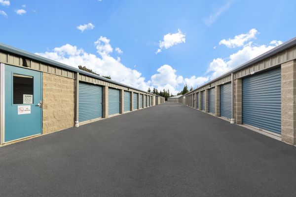 Armadillo Self Storage - 23031 Washington 99