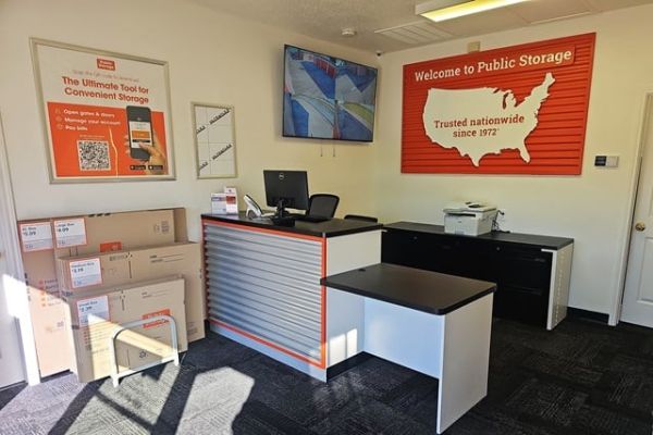 Public Storage - Houston - 350 W Rankin Rd - 350 W Rankin Rd