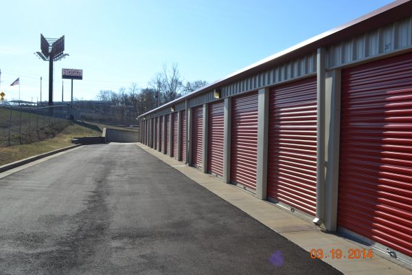 St Clair Storage - 1000 Plaza Court South