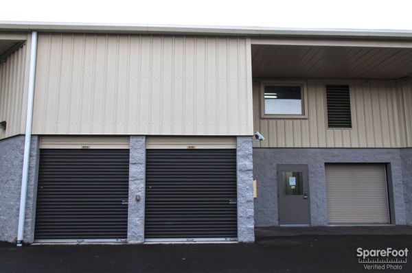 Storage Court - Mercer Island - 8501 Southeast 68th Street