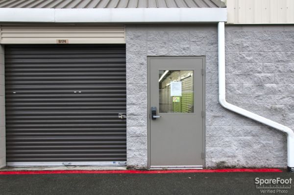 Storage Court - Mercer Island - 8501 Southeast 68th Street