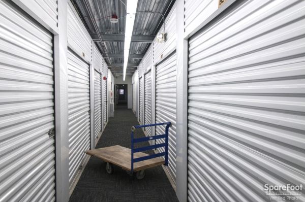 Storage Court - Mercer Island - 8501 Southeast 68th Street