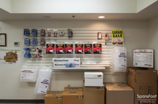 Storage Court - Mercer Island - 8501 Southeast 68th Street