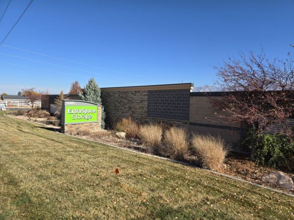 Extra Space Storage - 2263 - Bluffdale - S Redwood Rd - 15403 South Redwood Road