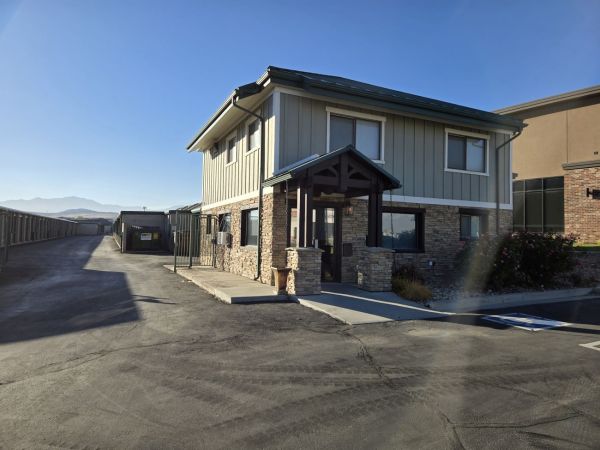 Extra Space Storage - 2271 - Saratoga Springs - 1547 N Redwood Rd - 1547 North Redwood Road