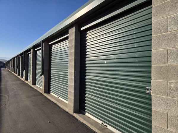 Extra Space Storage - 2271 - Saratoga Springs - 1547 N Redwood Rd - 1547 North Redwood Road