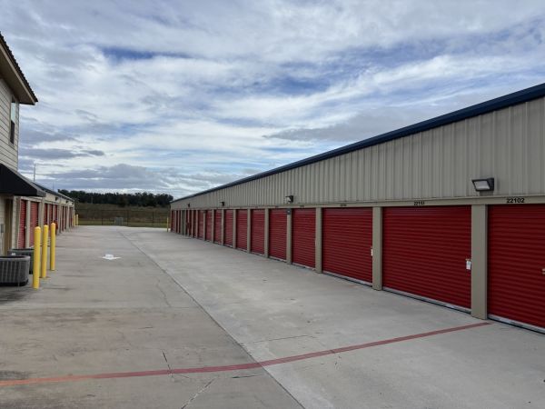 Extra Space Storage - 5100 - San Antonio - 27918 State Rd 52 - 27918 State Road 52