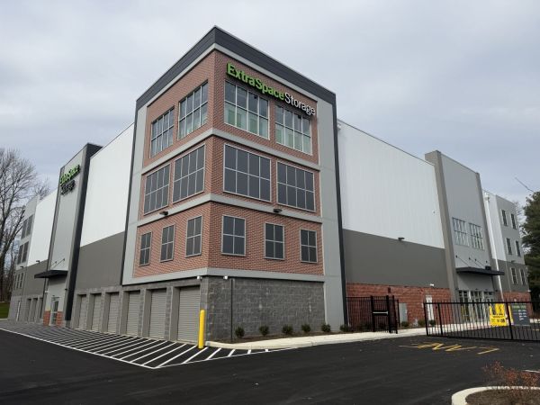 Extra Space Storage - 6473 - Claymont - Society Dr - 1000 Society Drive