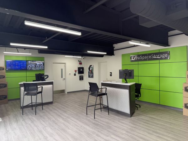 Extra Space Storage - 6473 - Claymont - Society Dr - 1000 Society Drive