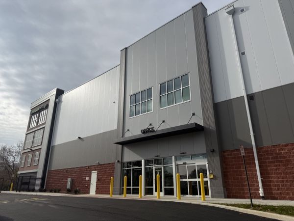 Extra Space Storage - 6473 - Claymont - Society Dr - 1000 Society Drive
