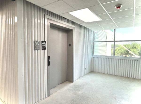 Spicewood Springs Self Storage - 6308 Spicewood Springs Road