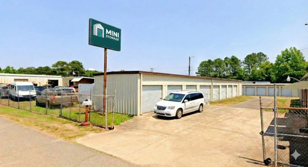 Mini Storage - 109 Coleman Drive