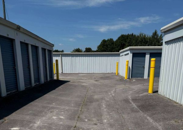 StorMark Self Storage - Jacksonville Midway Park - 549 Freedom Way