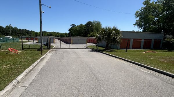 StorMark Self Storage - Jacksonville Piney Green - 1197 Piney Green Road