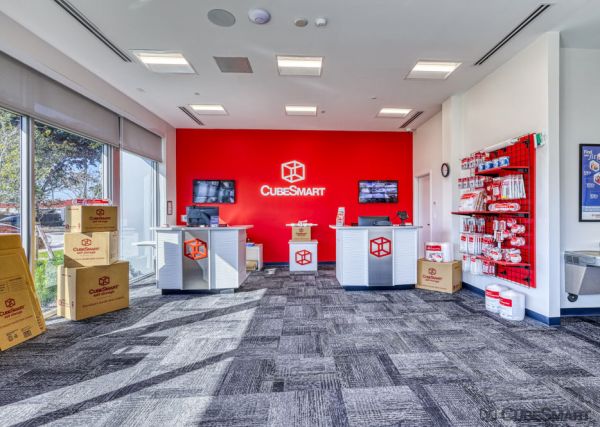 CubeSmart Self Storage - 3020 South Federal Highway - Fl - 3020 South Federal Highway
