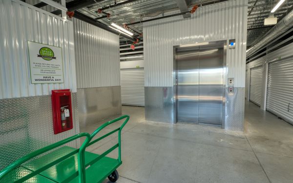 Space Shop Self Storage - Largo - 110 Highland Avenue Southeast