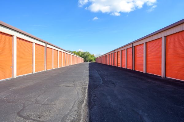 Stor-It Self Storage - Maple Grove Location - 600 North Maple Grove Road