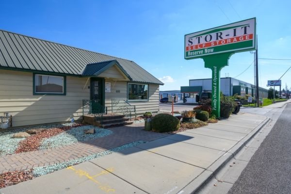 Stor-It Self Storage - Maple Grove Location - 600 North Maple Grove Road