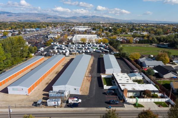 Stor-It Self Storage - Mitchell Location - 1450 North Mitchell Street